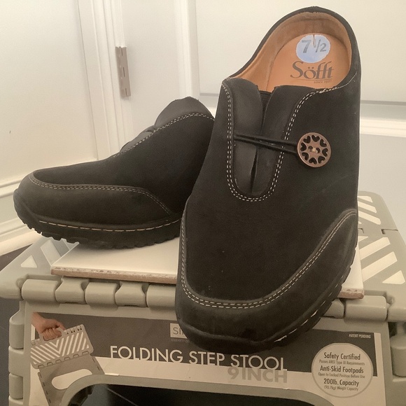 Sofft Walking Slip-on Sneakers, Size 7.5 - Picture 8 of 9